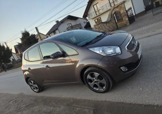 KIA Venga 1.6 CVVT Automatik Black Collection