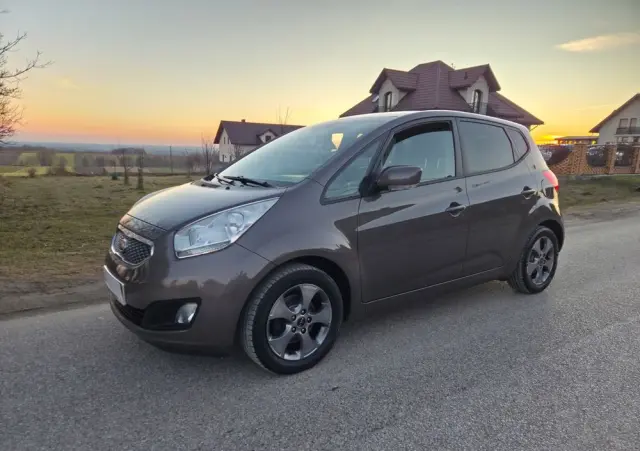 KIA Venga 1.6 CVVT Automatik Black Collection