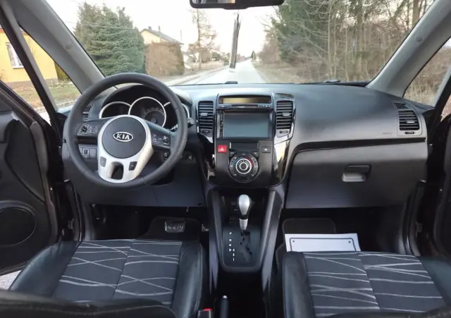 KIA Venga 1.6 CVVT Automatik Black Collection