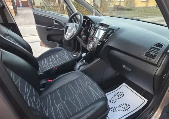 KIA Venga 1.6 CVVT Automatik Black Collection