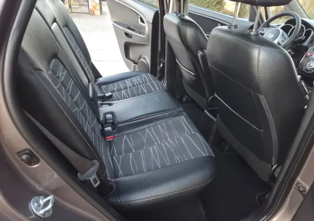 KIA Venga 1.6 CVVT Automatik Black Collection