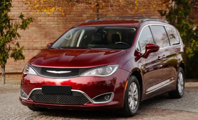 CHRYSLER Pacifica 