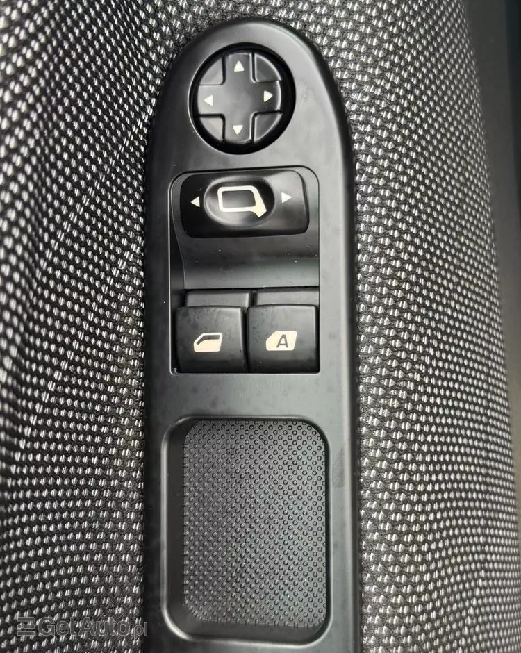 PEUGEOT 207 1.6 Trendy