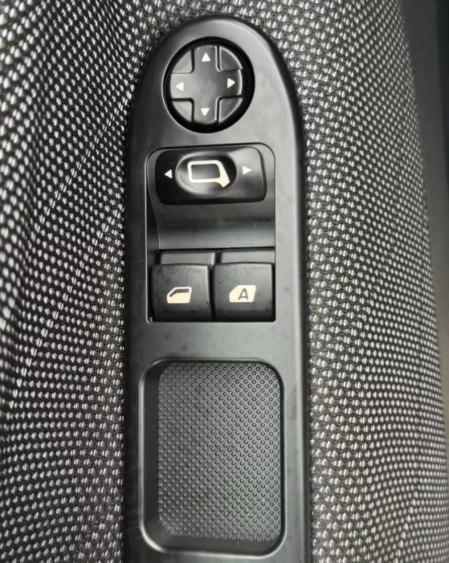 PEUGEOT 207 1.6 Trendy