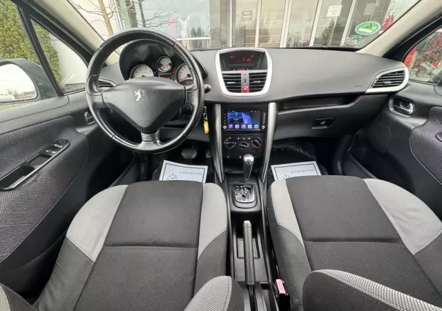 PEUGEOT 207 1.6 Trendy