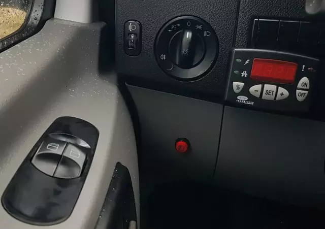 MERCEDES-BENZ SPRINTER WINDA CHŁODNIA AGREGAT IZOTERMA DŁUGI WYSOKI KLIMA 314 CDI 