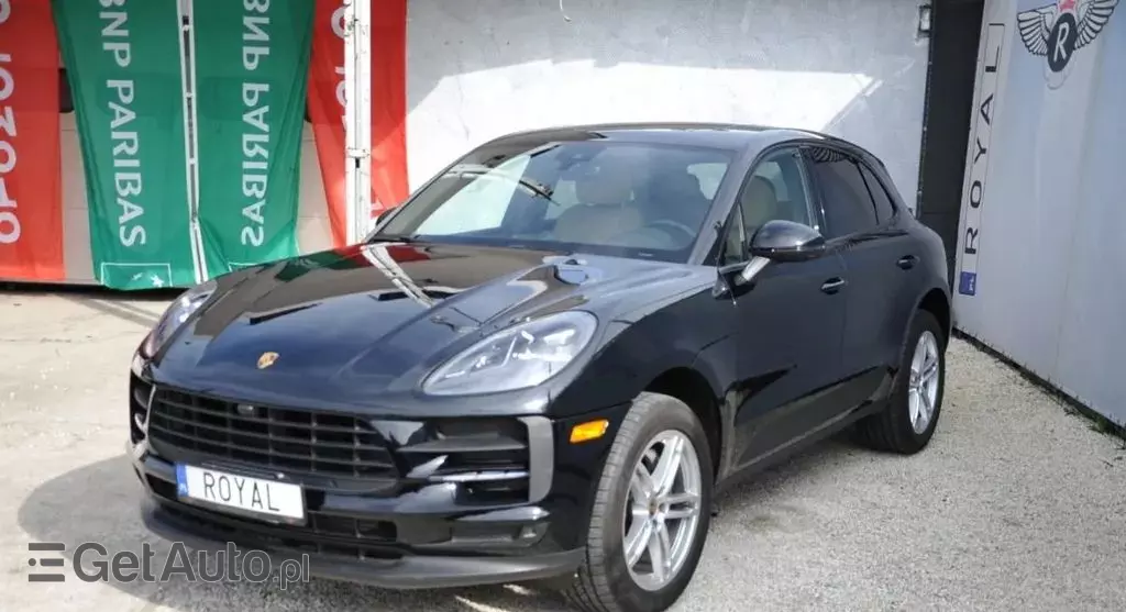 PORSCHE Macan 