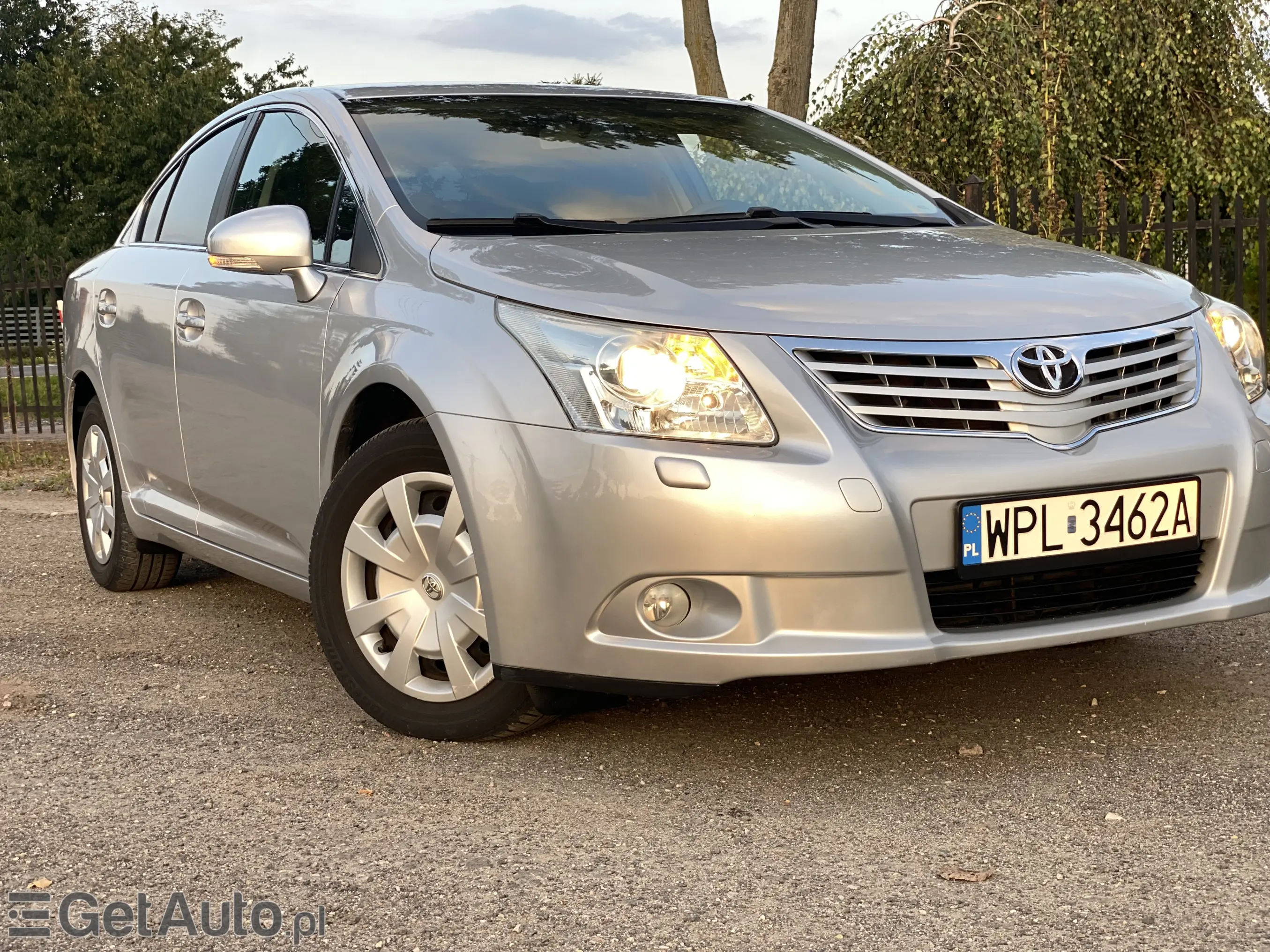 TOYOTA Avensis Luna