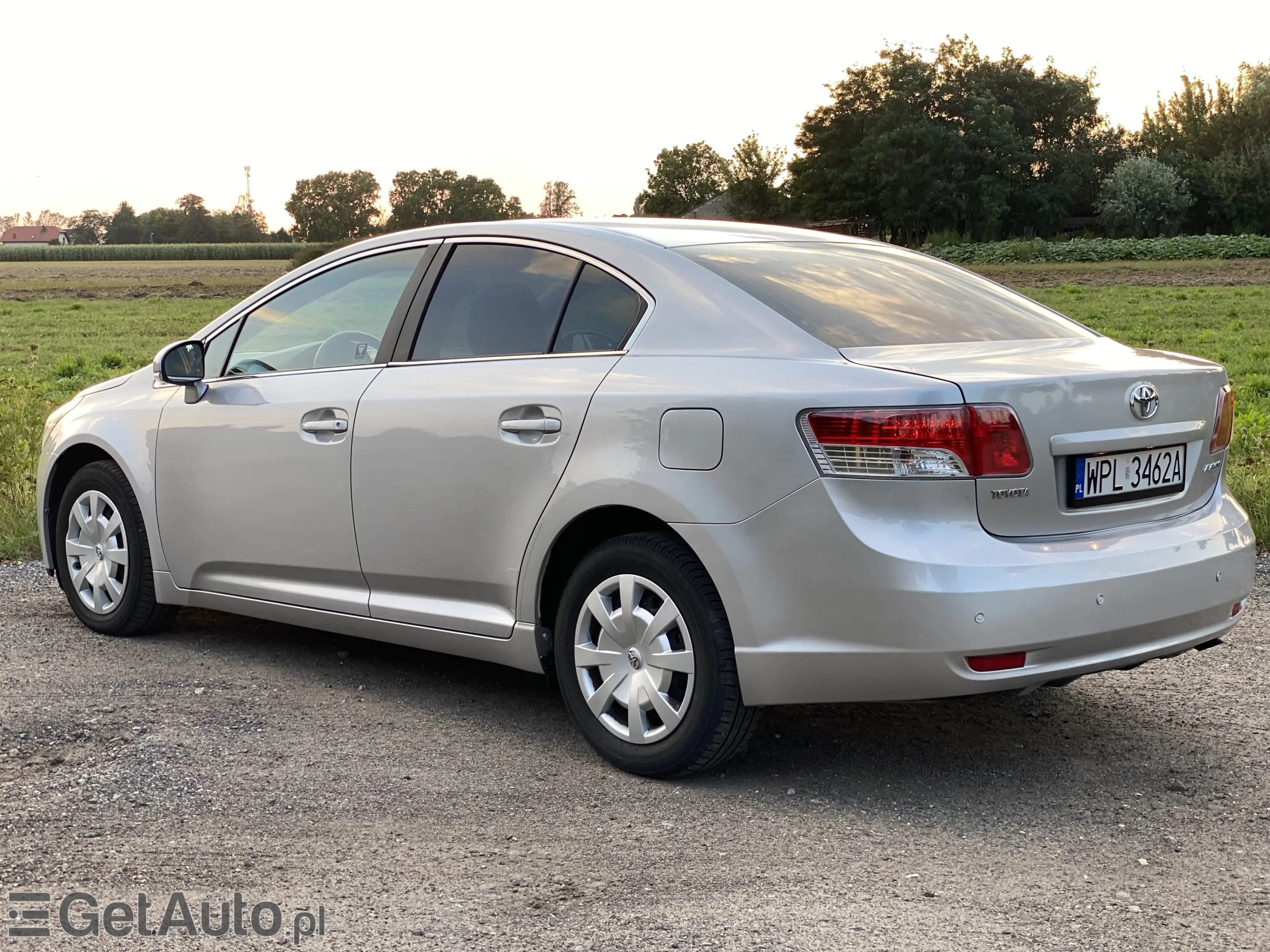 TOYOTA Avensis Luna