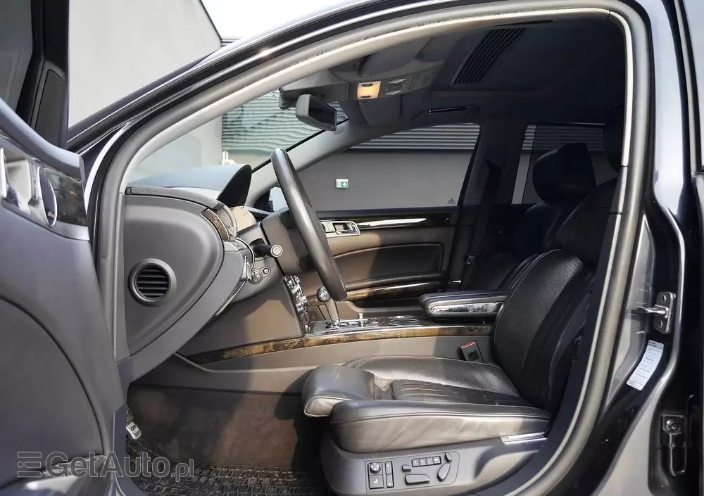 VOLKSWAGEN Phaeton 4.2 V8 4 Mot L (4os)