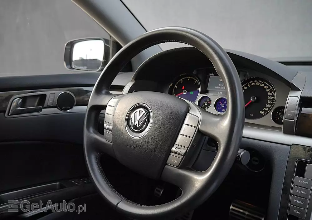 VOLKSWAGEN Phaeton 4.2 V8 4 Mot L (4os)