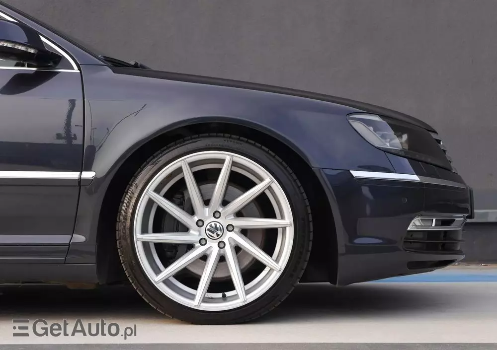 VOLKSWAGEN Phaeton 4.2 V8 4 Mot L (4os)