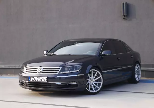 VOLKSWAGEN Phaeton 4.2 V8 4 Mot L (4os)
