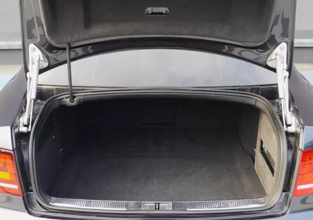 VOLKSWAGEN Phaeton 4.2 V8 4 Mot L (4os)