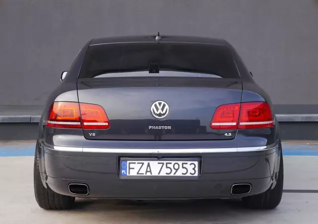 VOLKSWAGEN Phaeton 4.2 V8 4 Mot L (4os)