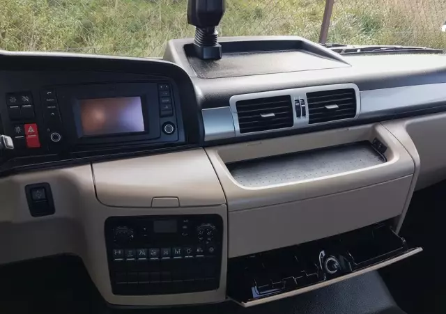 MAN TGL 12.220 HAKOWIEC 4x2 KLIMA 