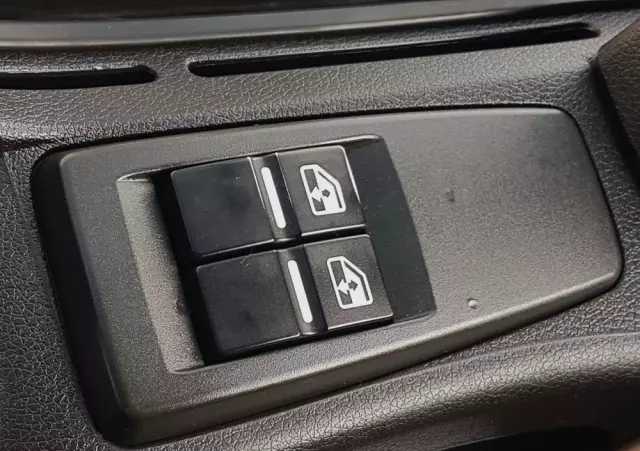 MAN TGL 12.220 HAKOWIEC 4x2 KLIMA 