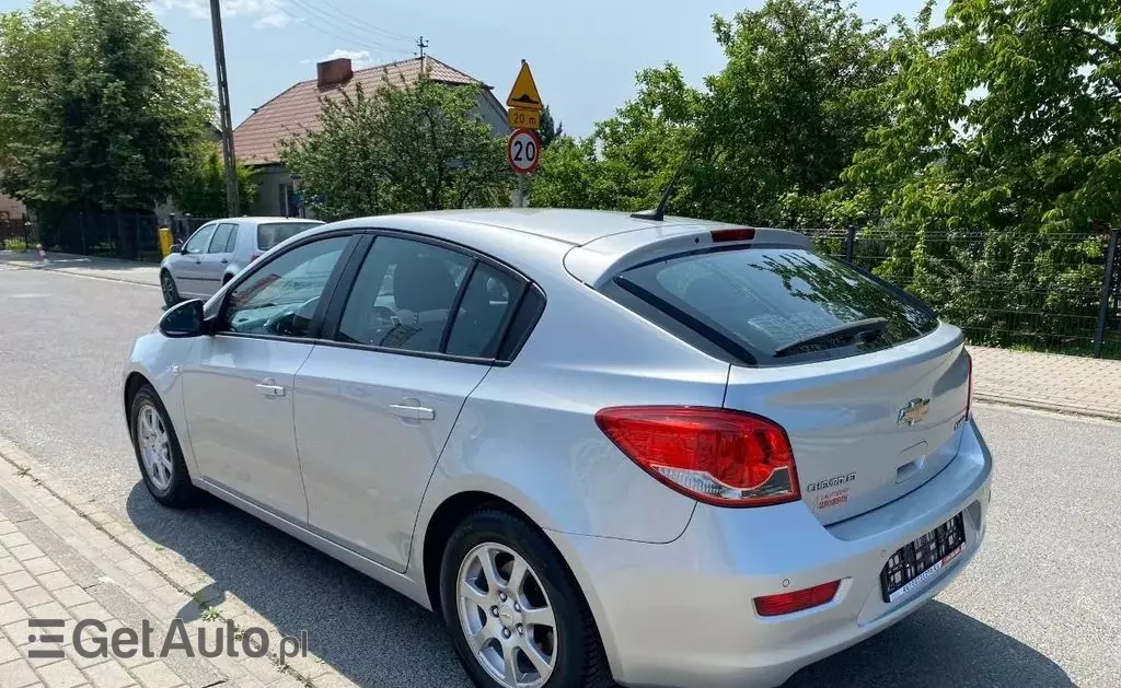 CHEVROLET Cruze 