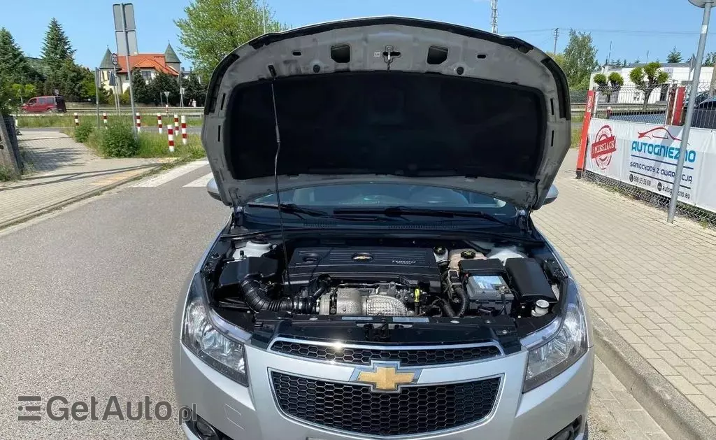 CHEVROLET Cruze 