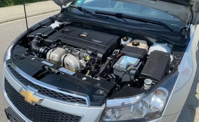 CHEVROLET Cruze 