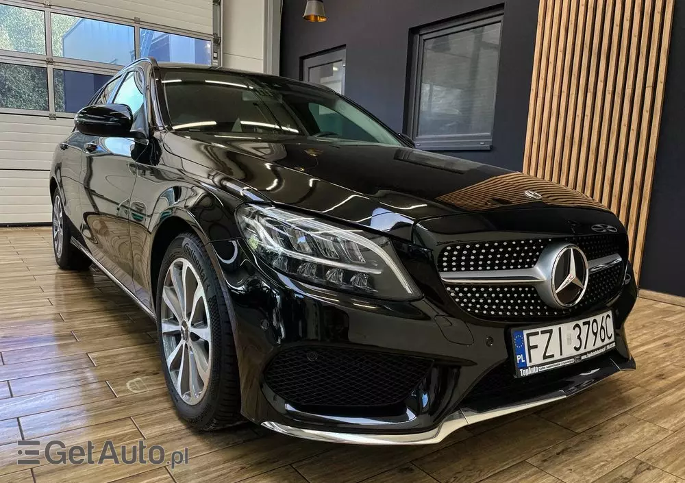 MERCEDES-BENZ Klasa C 200 9G-TRONIC