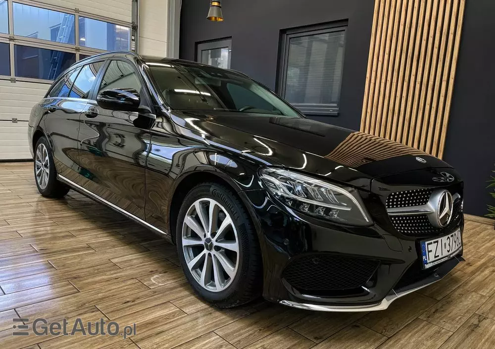 MERCEDES-BENZ Klasa C 200 9G-TRONIC