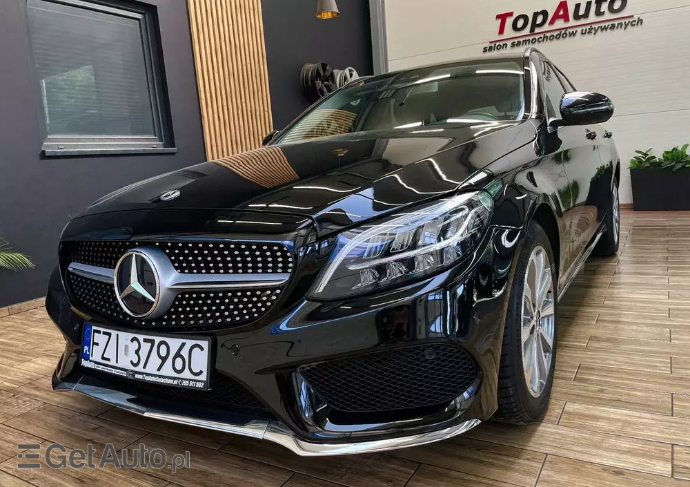 MERCEDES-BENZ Klasa C 200 9G-TRONIC