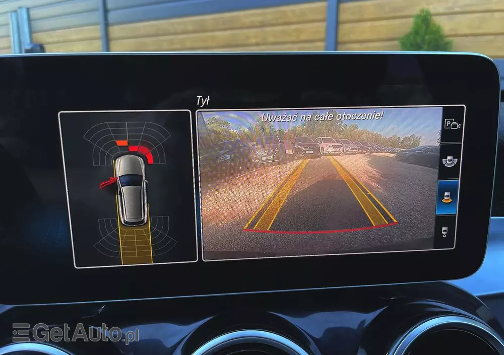 MERCEDES-BENZ Klasa C 200 9G-TRONIC