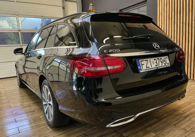 MERCEDES-BENZ Klasa C 200 9G-TRONIC