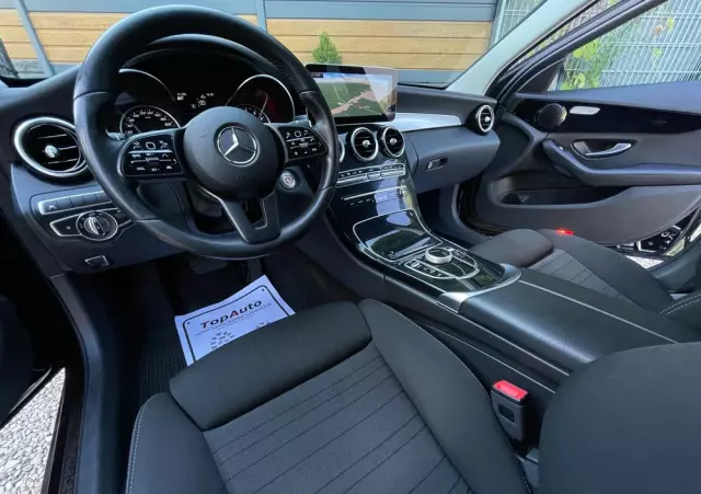 MERCEDES-BENZ Klasa C 200 9G-TRONIC