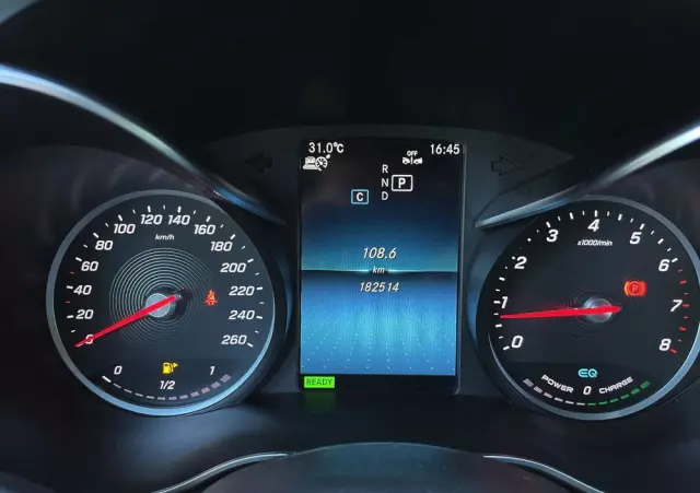 MERCEDES-BENZ Klasa C 200 9G-TRONIC