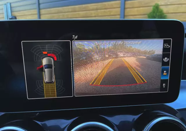 MERCEDES-BENZ Klasa C 200 9G-TRONIC