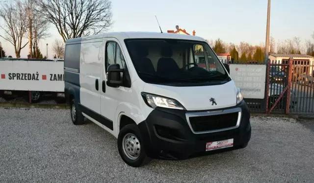 PEUGEOT Boxer 