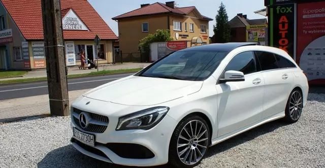 MERCEDES-BENZ CLA 