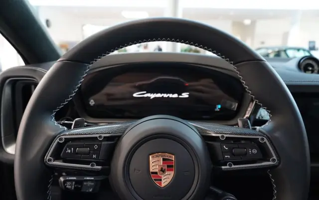 PORSCHE Cayenne Coupe S