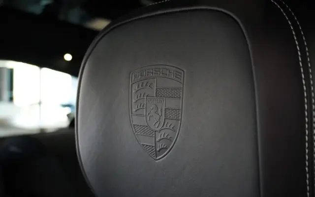 PORSCHE Cayenne Coupe S