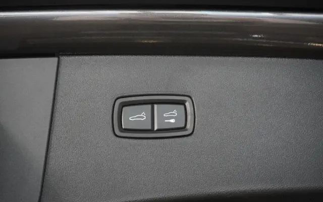 PORSCHE Cayenne Coupe S