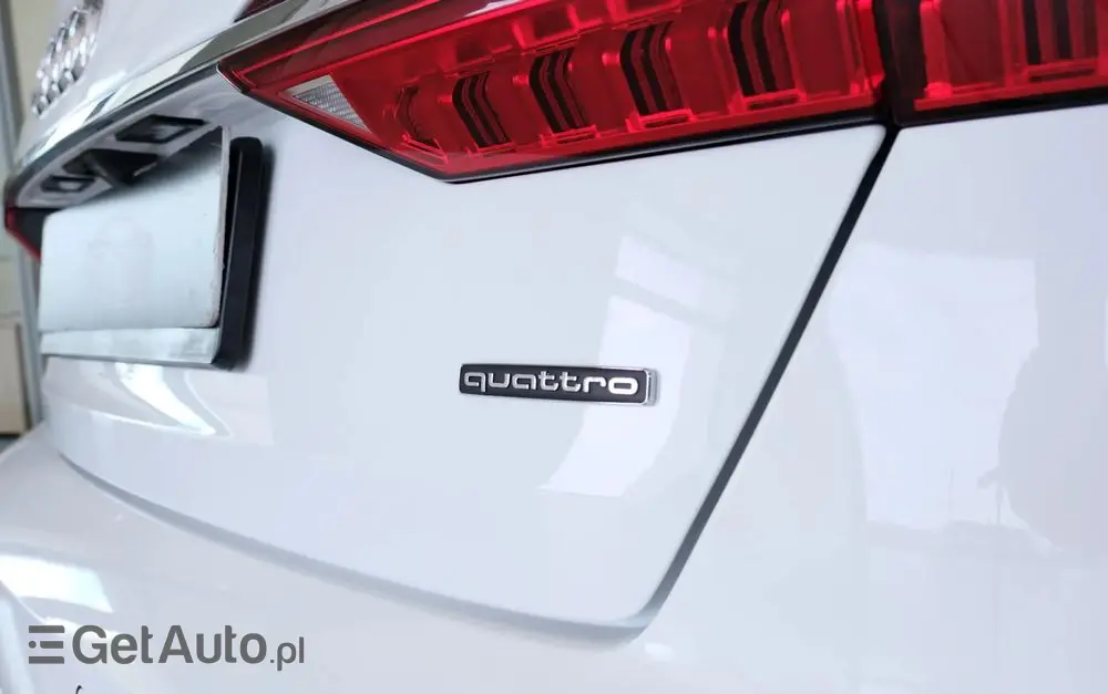 AUDI A6 Limousine 55 TFSI quattro S tronic S line