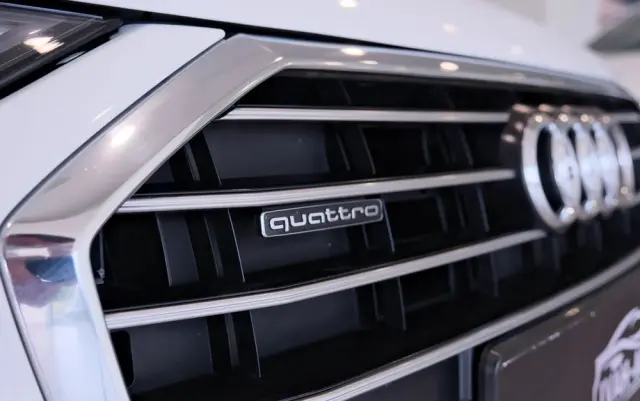 AUDI A6 Limousine 55 TFSI quattro S tronic S line