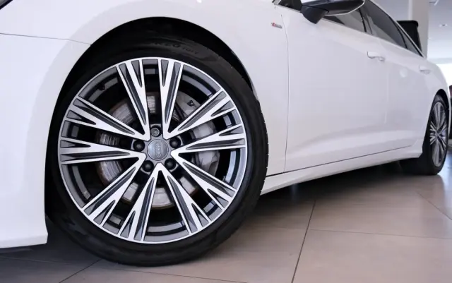 AUDI A6 Limousine 55 TFSI quattro S tronic S line