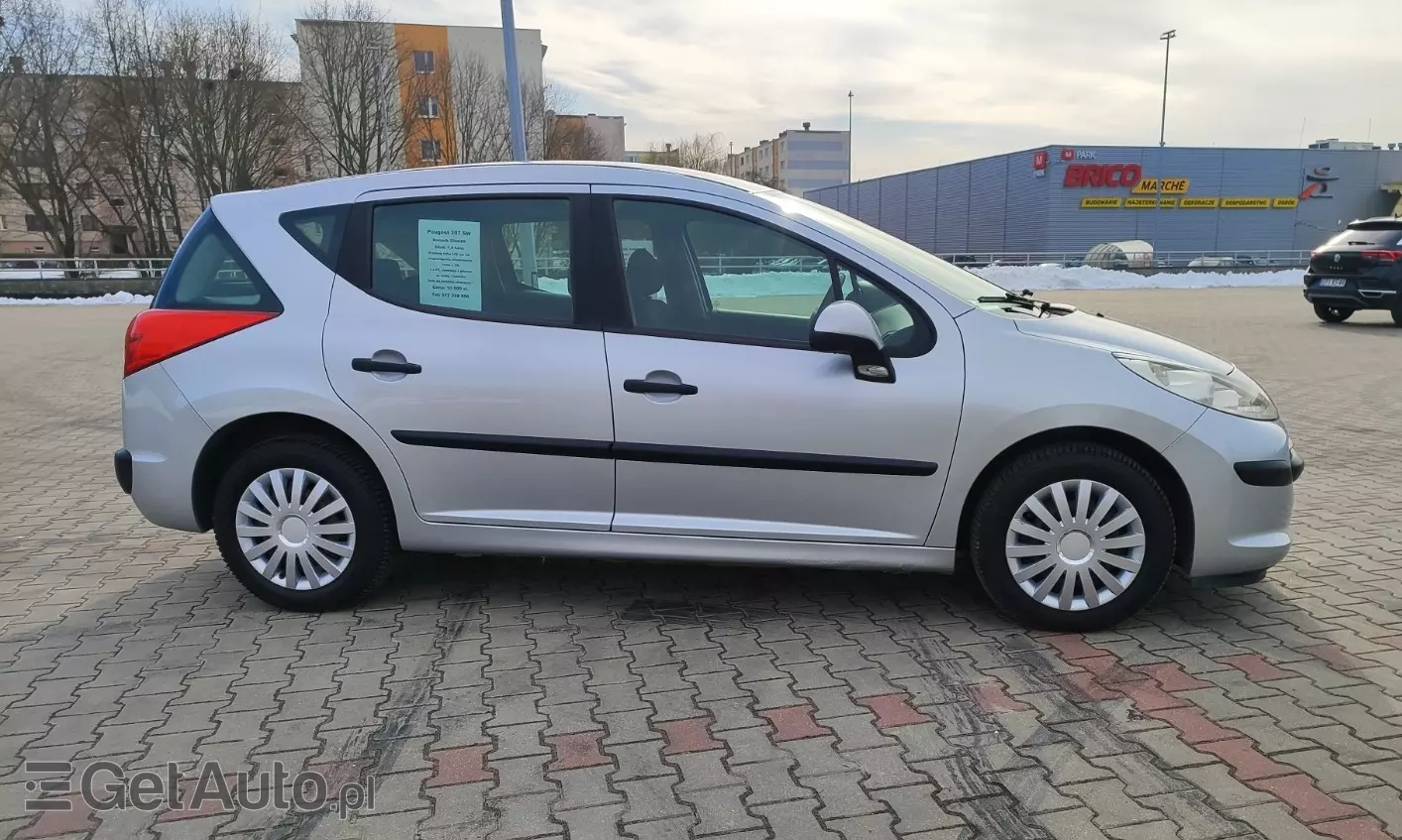 PEUGEOT 207 