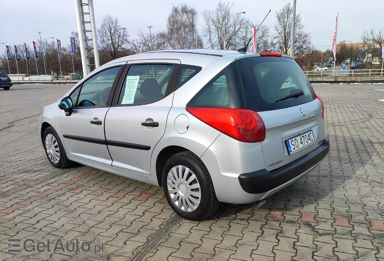 PEUGEOT 207 