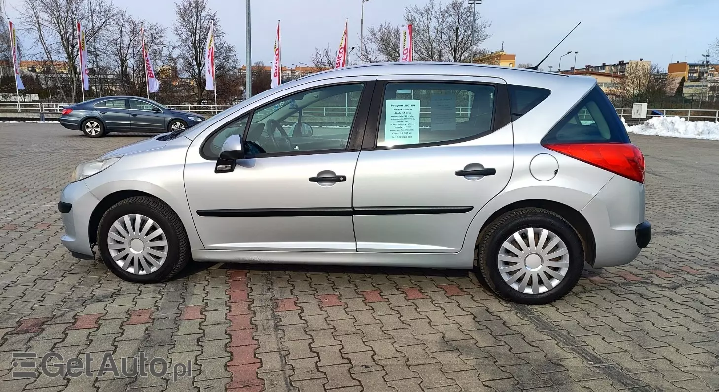 PEUGEOT 207 