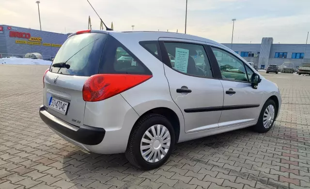 PEUGEOT 207 