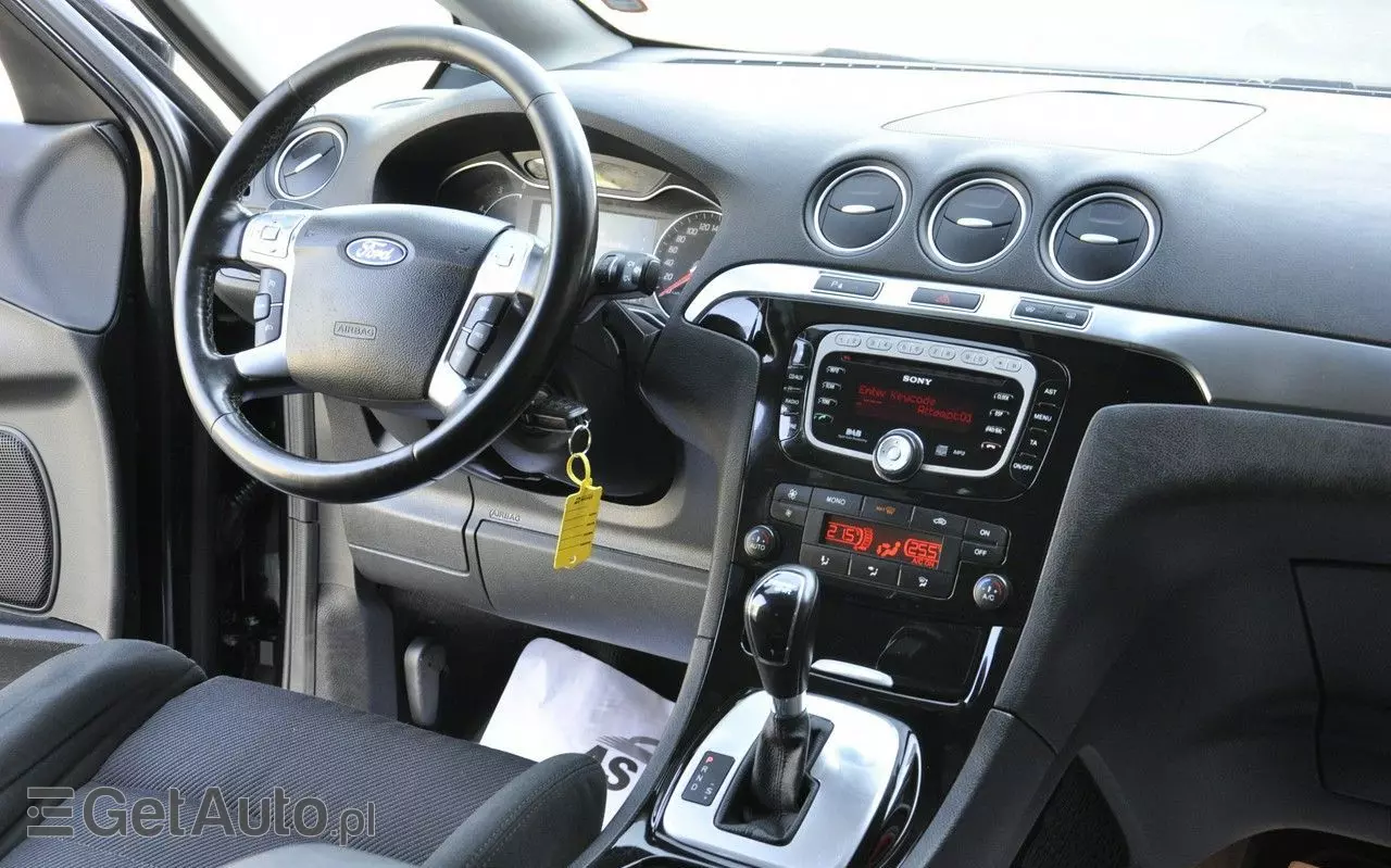 FORD S-Max 2.0 TDCi DPF Titanium