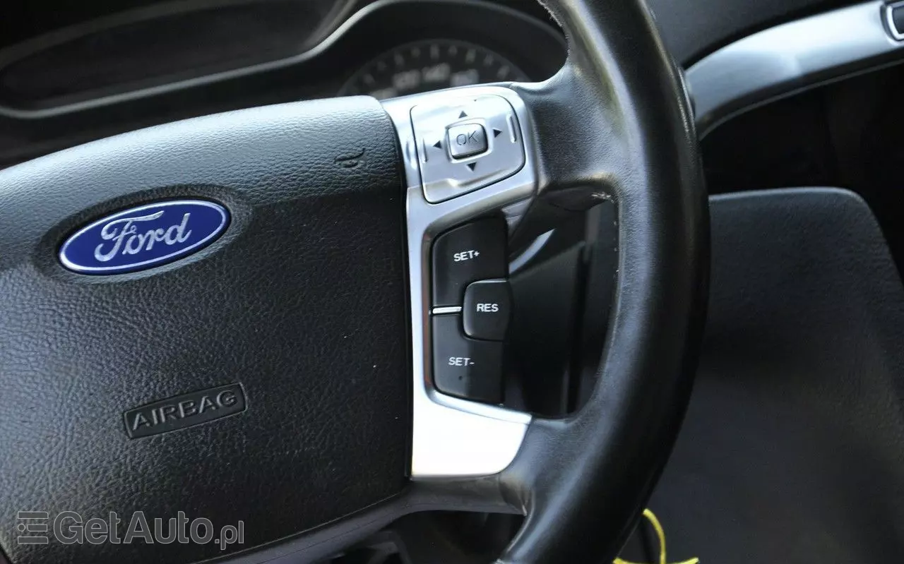 FORD S-Max 2.0 TDCi DPF Titanium