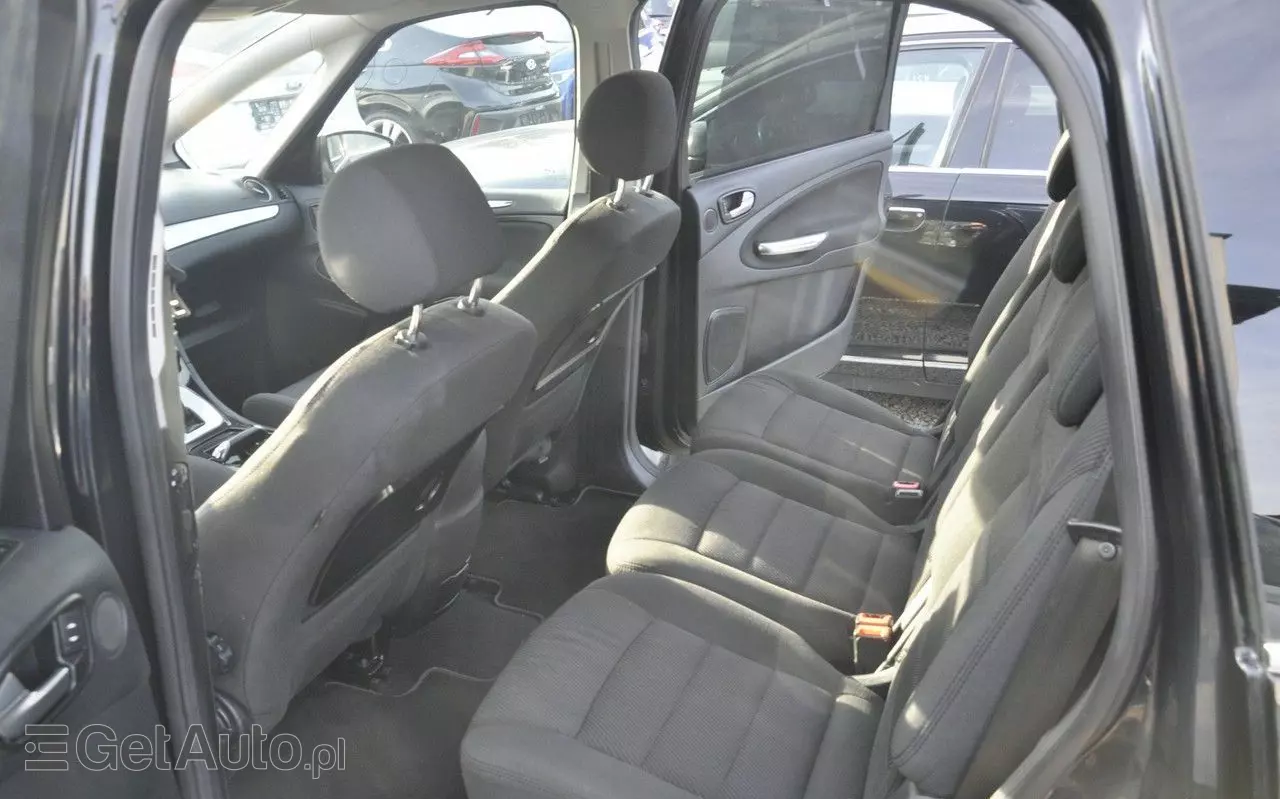 FORD S-Max 2.0 TDCi DPF Titanium