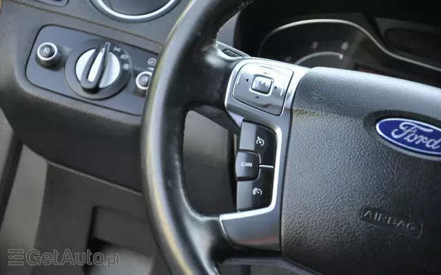 FORD S-Max 2.0 TDCi DPF Titanium