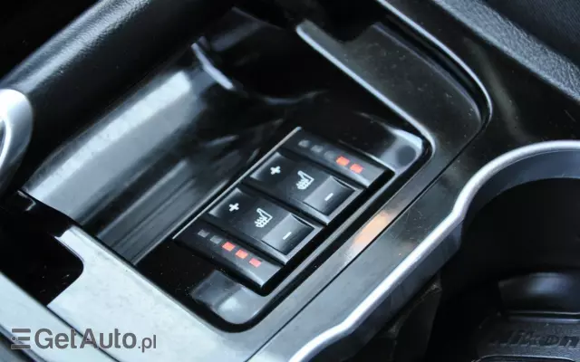 FORD S-Max 2.0 TDCi DPF Titanium