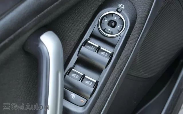 FORD S-Max 2.0 TDCi DPF Titanium